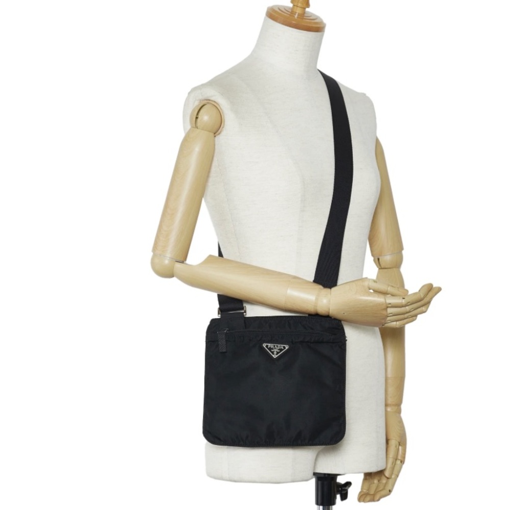 Small prada crossbody